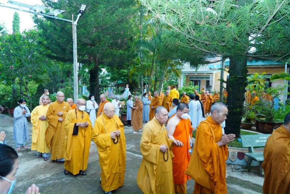 Chư tôn đức tiễn biệt Trưởng lão Hòa thượng Chư tôn đức tiễn biệt Trưởng lão Hòa thượng