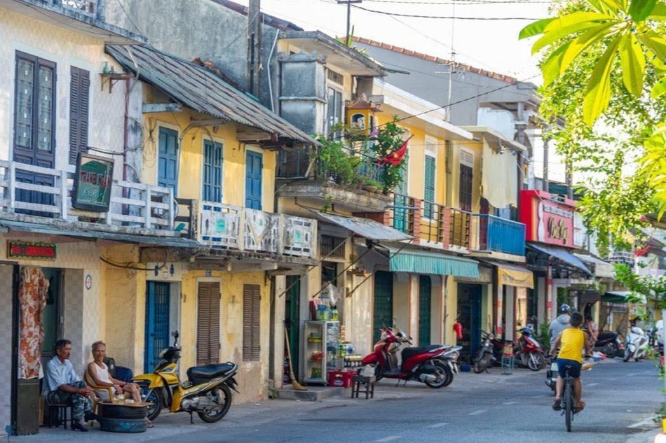 Những ngôi nhà cổ còn sót lại ở phố cổ Bao Vinh Những ngôi nhà cổ còn sót lại ở phố cổ Bao Vinh