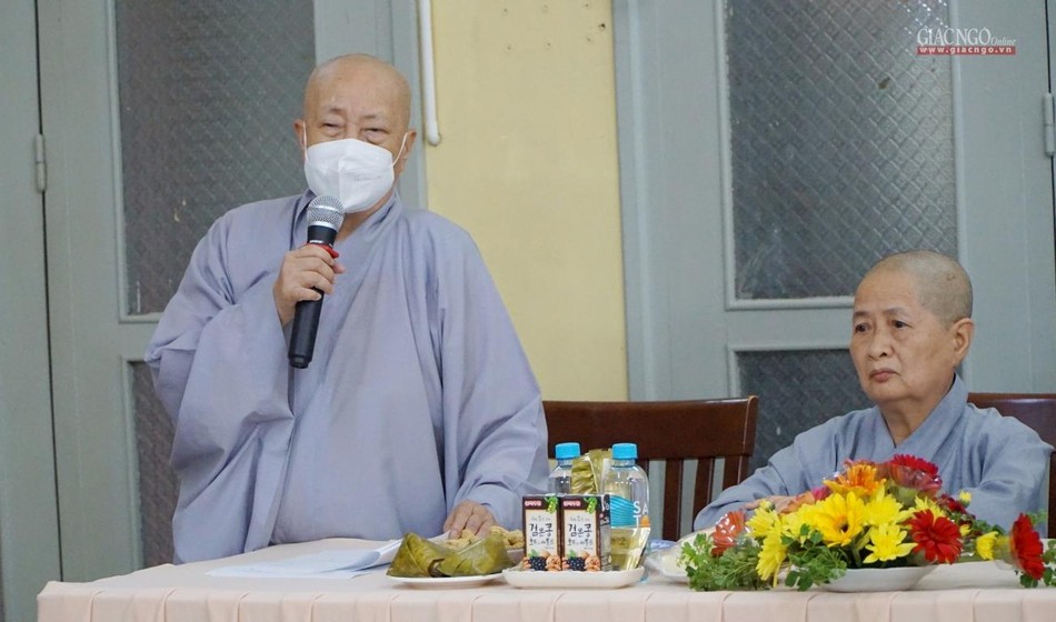 Ni trưởng Thích nữ Như Như