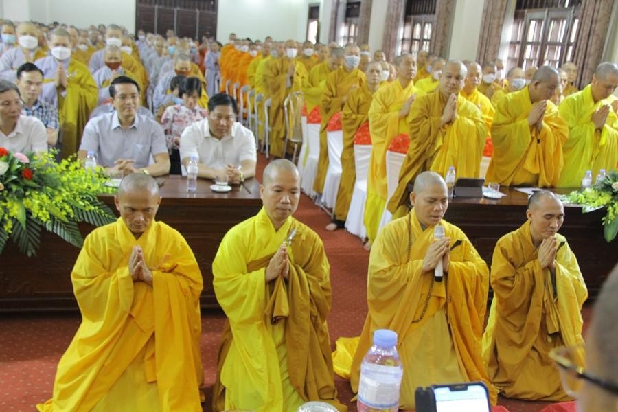 Chư Tăng tác bạch cầu pháp Chư Tăng tác bạch cầu pháp