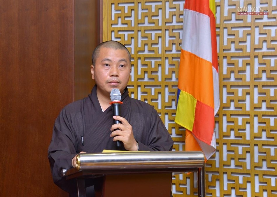 Đại đức Thích Minh Thảo báo cáo hoạt động Phật sự của Ban Pháp chế Đại đức Thích Minh Thảo báo cáo hoạt động Phật sự của Ban Pháp chế