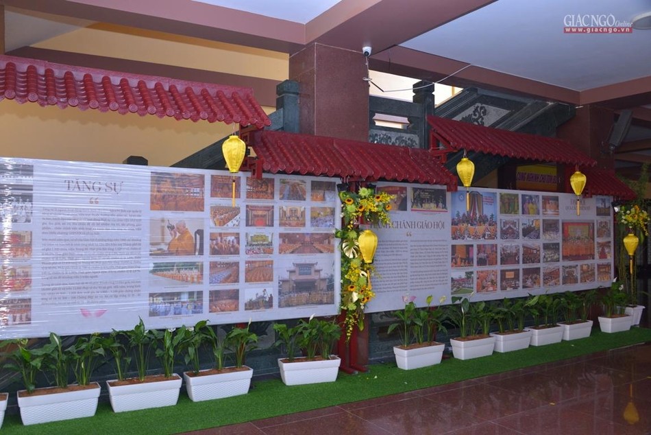 Sẵn sàng đón chư tôn đức, khách thưởng lãm Sẵn sàng đón chư tôn đức, khách thưởng lãm