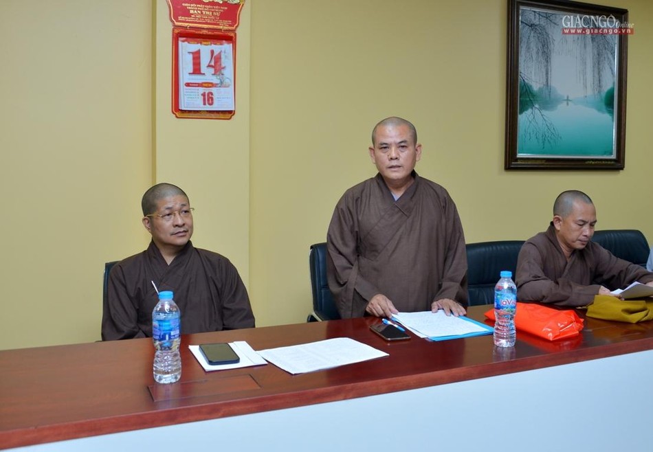 Đại đức Thích Thuần Tại báo cáo hoạt động Phật sự của Ban Đại đức Thích Thuần Tại báo cáo hoạt động Phật sự của Ban