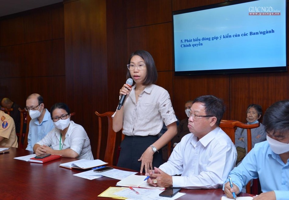 Bà Phạm Thị Yến Bình, đại diện Công an TP.HCM Bà Phạm Thị Yến Bình, đại diện Công an TP.HCM