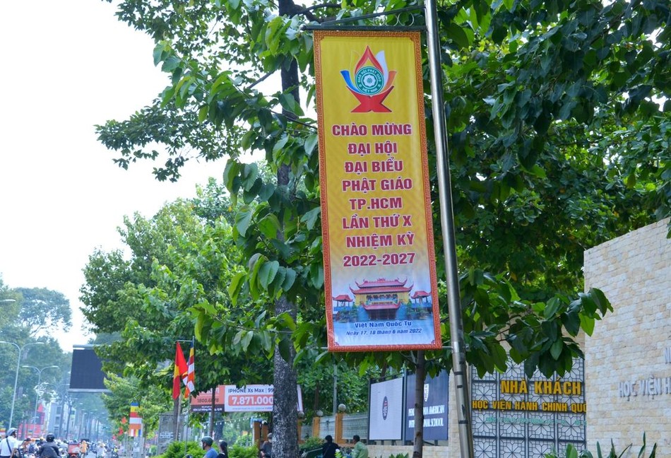 Pano chào mừng trên đường 3/2 Pano chào mừng trên đường 3/2