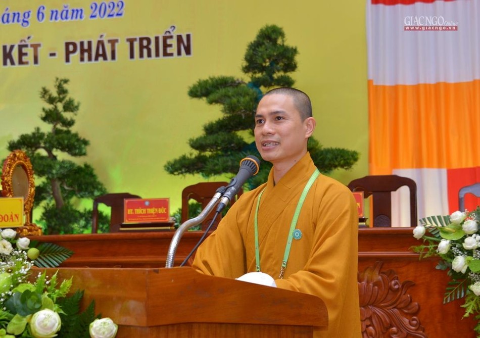 Đại đức Thích Nhật Tuệ, dẫn chương trình Đại đức Thích Nhật Tuệ, dẫn chương trình