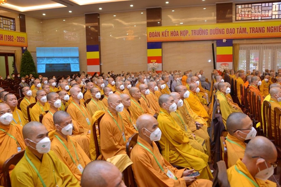 Tăng Ni TP.HCM đã chung sức chung lòng trong Phật sự Tăng Ni TP.HCM đã chung sức chung lòng trong Phật sự