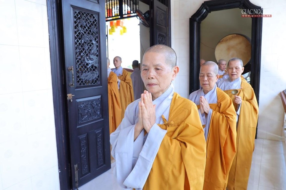 Kinh hành sau quá đường Kinh hành sau quá đường