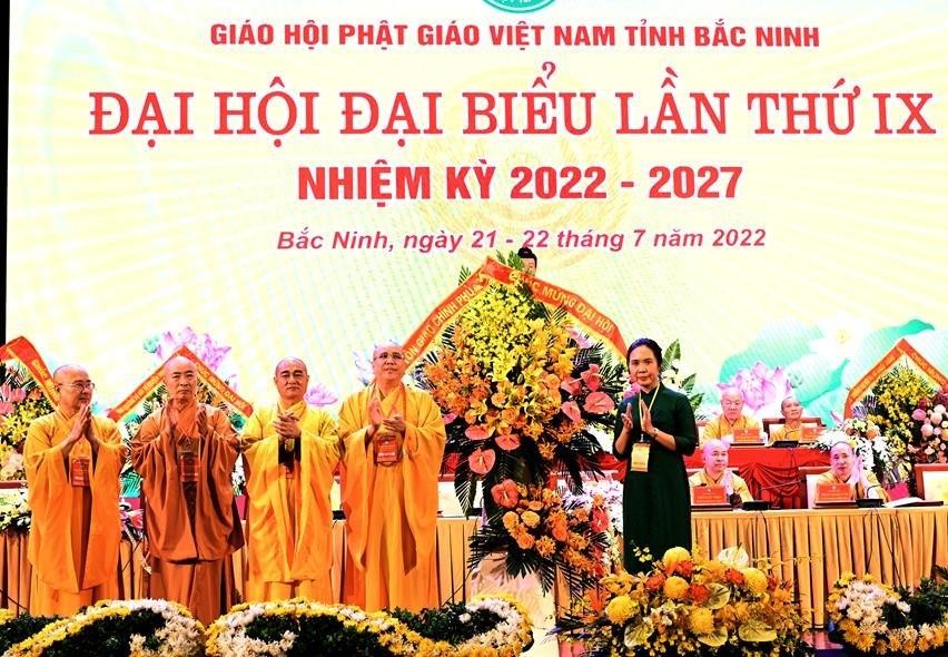Bắc Ninh: Thượng tọa Thích Thanh Phụng được tái suy cử Trưởng ban Trị sự nhiệm kỳ 2022-2027 ảnh 11 Bắc Ninh: Thượng tọa Thích Thanh Phụng được tái suy cử Trưởng ban Trị sự nhiệm kỳ 2022-2027 ảnh 11