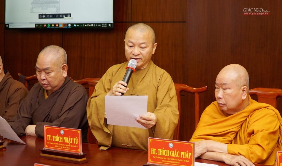 Thượng tọa Thích Nhật Từ, Phó ban kiêm Trưởng ban Phật giáo Quốc Tế góp ý về tượng đài Quách Thị Trang Thượng tọa Thích Nhật Từ, Phó ban kiêm Trưởng ban Phật giáo Quốc Tế góp ý về tượng đài Quách Thị Trang