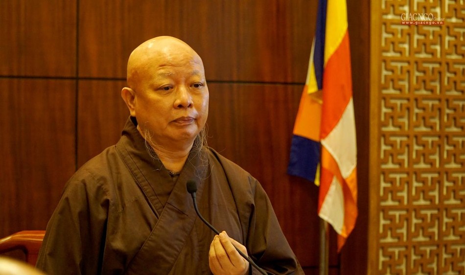 Hòa thượng Thích Lệ Trang phát biểu đúc kết buổi họp Hòa thượng Thích Lệ Trang phát biểu đúc kết buổi họp