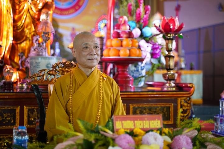 Hòa thượng Thích Bảo Nghiêm chứng minh lễ tạ pháp tổ đình Trung Hậu Hòa thượng Thích Bảo Nghiêm chứng minh lễ tạ pháp tổ đình Trung Hậu