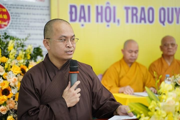 Đại đức Thích Nguyên Chính công bố quyết định chuẩn y nhân sự của Trung ương GHPGVN