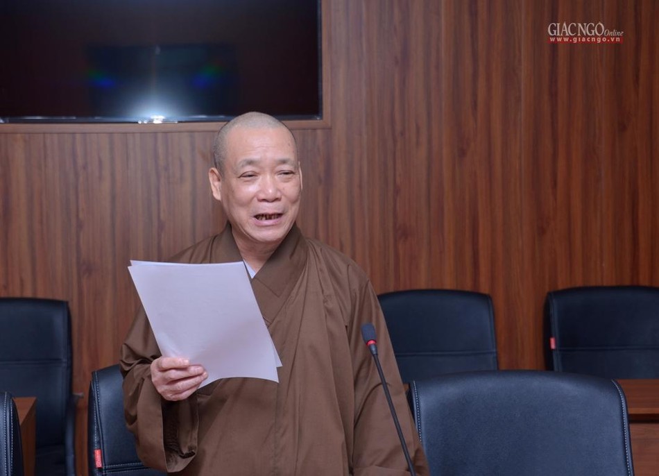 Hòa thượng Thích Bảo Nghiêm tham dự hội nghị tại TP.HCM đóng góp ý kiến
