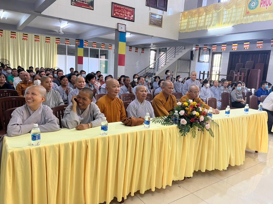 Hội nghị của Ban Từ thiện – Xã hội Phật giáo tỉnh Bến Tre Hội nghị của Ban Từ thiện – Xã hội Phật giáo tỉnh Bến Tre