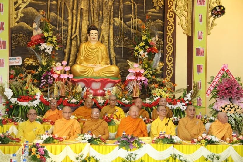 Chư tôn đức chứng minh lễ lạc thành tịnh xá Lộc Uyển Chư tôn đức chứng minh lễ lạc thành tịnh xá Lộc Uyển