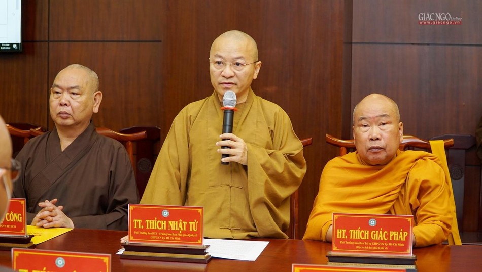 Thượng tọa Thích Nhật Từ đóng góp ý kiến Thượng tọa Thích Nhật Từ đóng góp ý kiến