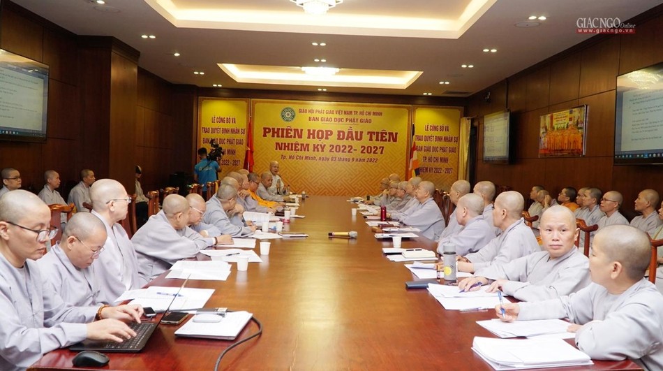 Đại lễ có sự thay đổi nhỏ, thêm nơi tổ chức Đại lễ tại hội trường Học viện Phật giáo VN tại TP.HCM thay vì chỉ tổ chức tại chùa Thanh Tâm như dự kiến trước đây