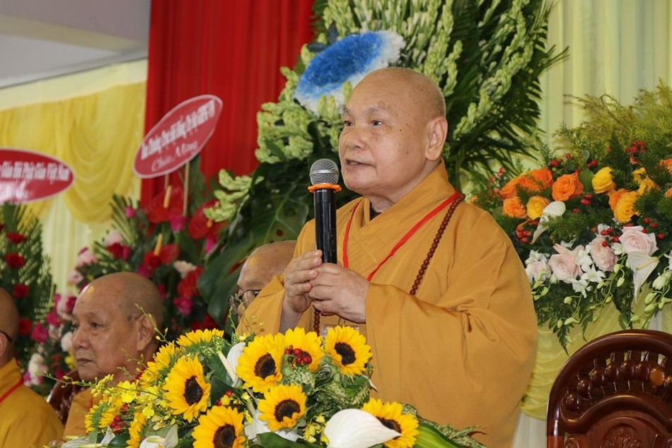 Hòa thượng Thích Thiện Nhơn ban đạo từ