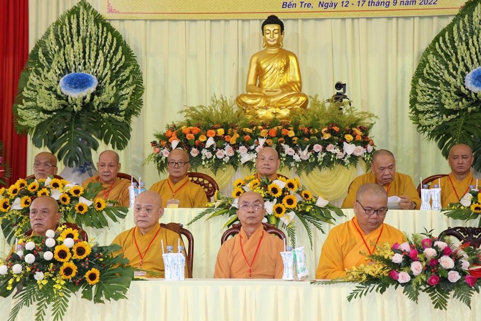 Chư tôn đức chứng minh, tham dự