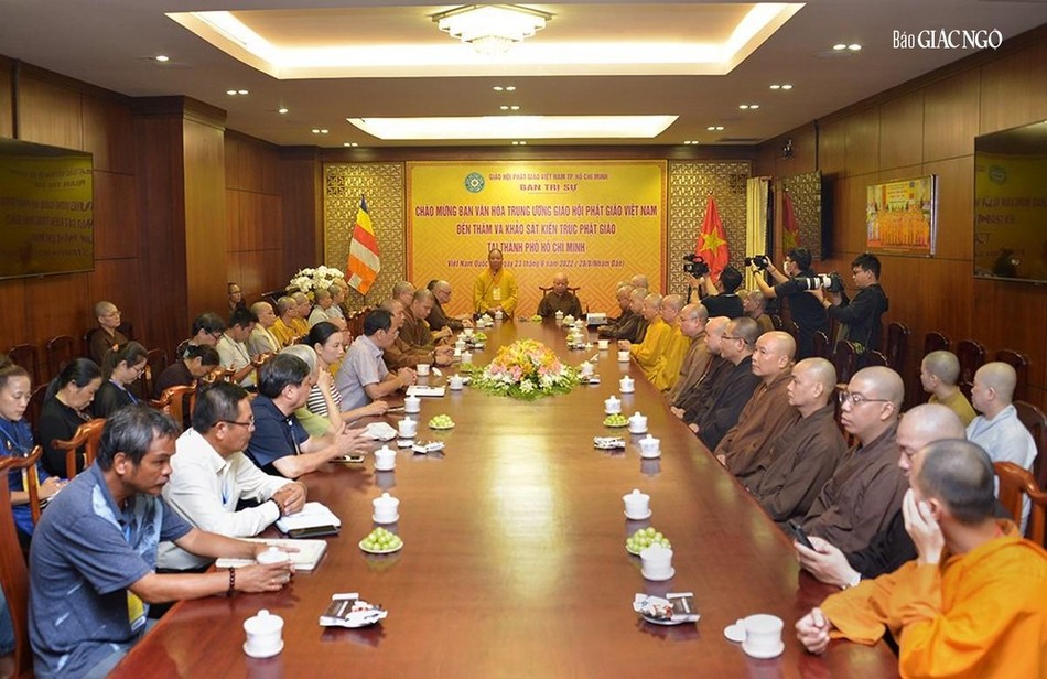 Tiếp Ban Văn hóa Trung ương tại Việt Nam Quốc Tự