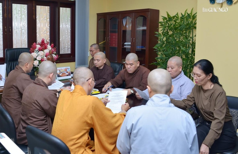 Buổi họp nhằm chuẩn bị cho kế hoạch họp mặt truyền thông Phật giáo TP.HCM, dự kiến sẽ tổ chức vào ngày 19-11 tới
