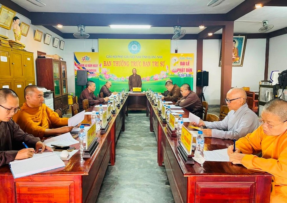 Chư tôn đức cũng thống nhất kế hoạch tổ chức đoàn Phật giáo tỉnh Quảng Nam giao lưu với Phật giáo tỉnh Sekong (Lào)