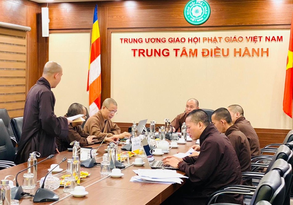 Chư tôn đức góp ý, rà soát kịch bản chi tiết trong 3 ngày diễn ra Đại hội Phật giáo toàn quốc Chư tôn đức góp ý, rà soát kịch bản chi tiết trong 3 ngày diễn ra Đại hội Phật giáo toàn quốc