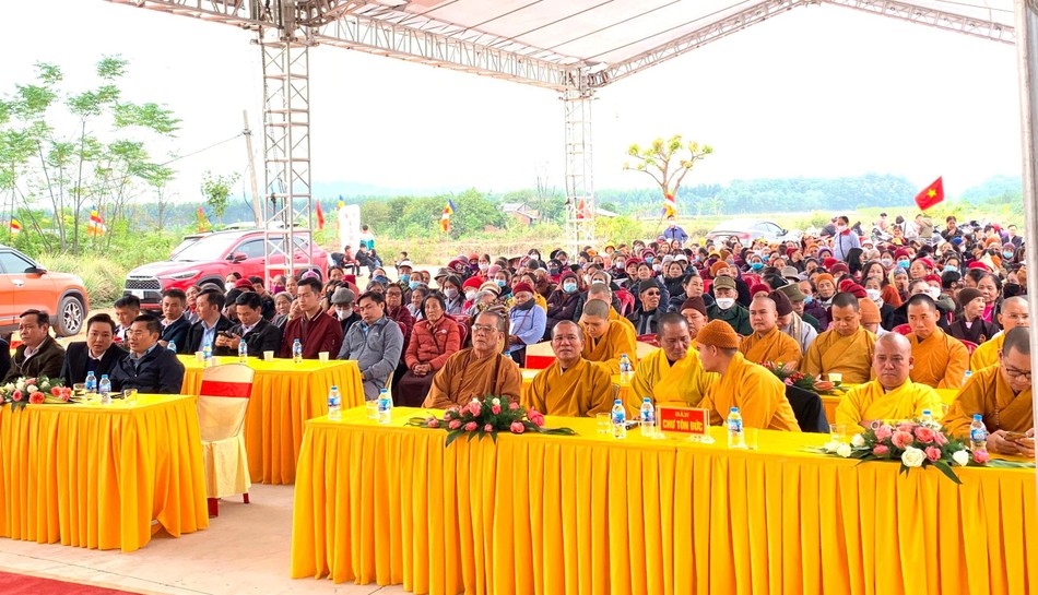 Quang cảnh buổi lễ công bố quyết định bổ nhiệm trụ trì chùa Phúc Đa Quang cảnh buổi lễ công bố quyết định bổ nhiệm trụ trì chùa Phúc Đa