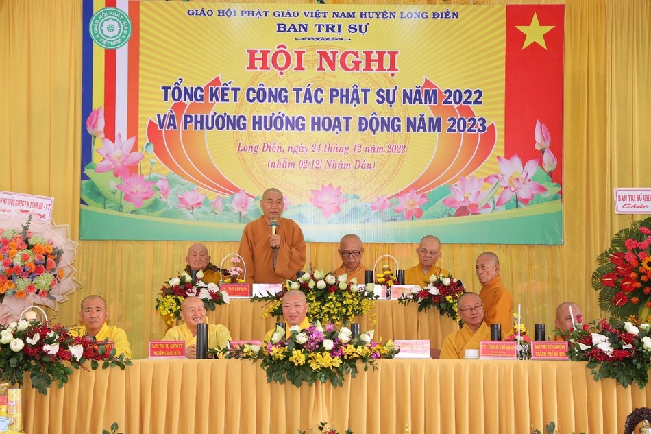 Hòa thượng Thích Như Thị ban đạo từ Hòa thượng Thích Như Thị ban đạo từ