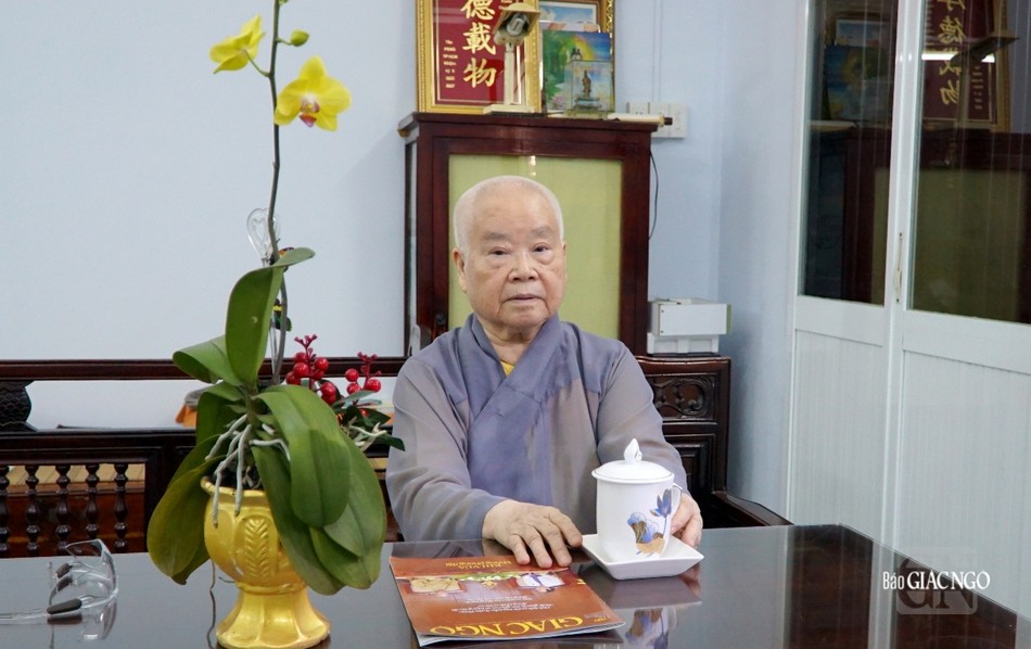 NT.Thích nữ Như Xuân, Chứng minh Phân ban Ni giới Trung ương, Chứng minh Phân ban Ni giới TP.HCM, Trưởng ban Quản trị tổ đình Từ Nghiêm luôn ủng hộ, đồng hành với báo Giác Ngộ từ ngày báo ra số đầu tiên - Ảnh: D.Ẩn NT.Thích nữ Như Xuân, Chứng minh Phân ban Ni giới Trung ương, Chứng minh Phân ban Ni giới TP.HCM, Trưởng ban Quản trị tổ đình Từ Nghiêm luôn ủng hộ, đồng hành với báo Giác Ngộ từ ngày báo ra số đầu tiên - Ảnh: D.Ẩn