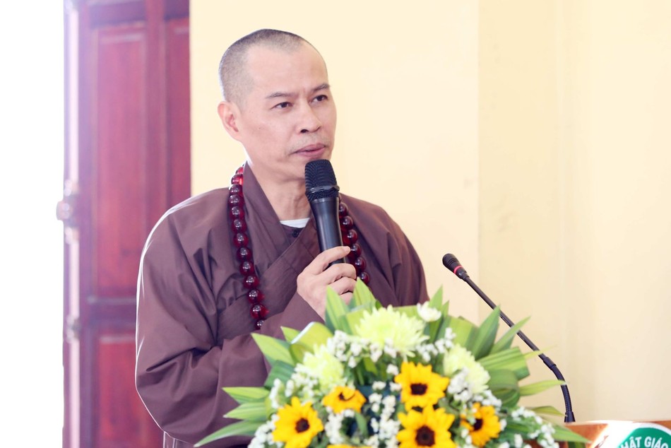 Thượng tọa Thích Minh Trí phát biểu khai mạc Thượng tọa Thích Minh Trí phát biểu khai mạc