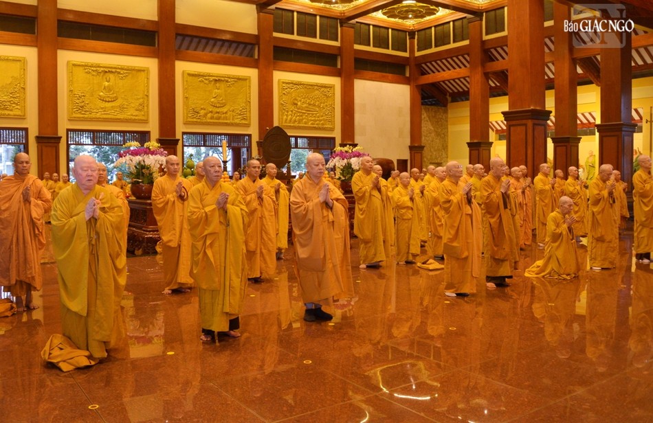 Nhằm trưởng dưỡng pháp thiện lành Nhằm trưởng dưỡng pháp thiện lành