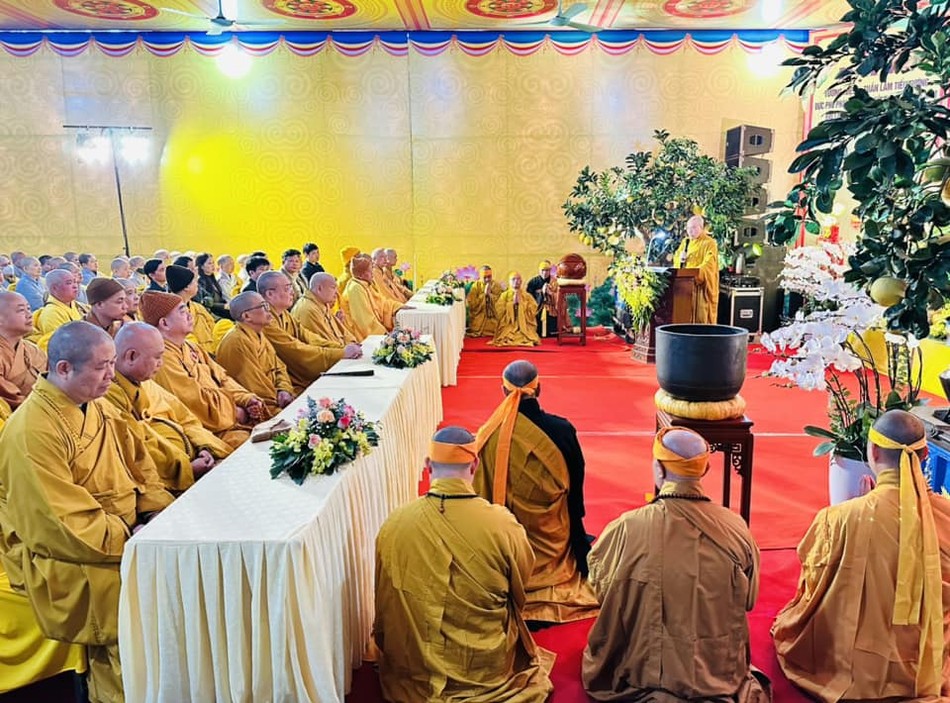 Chư tôn đức tham dự Chư tôn đức tham dự