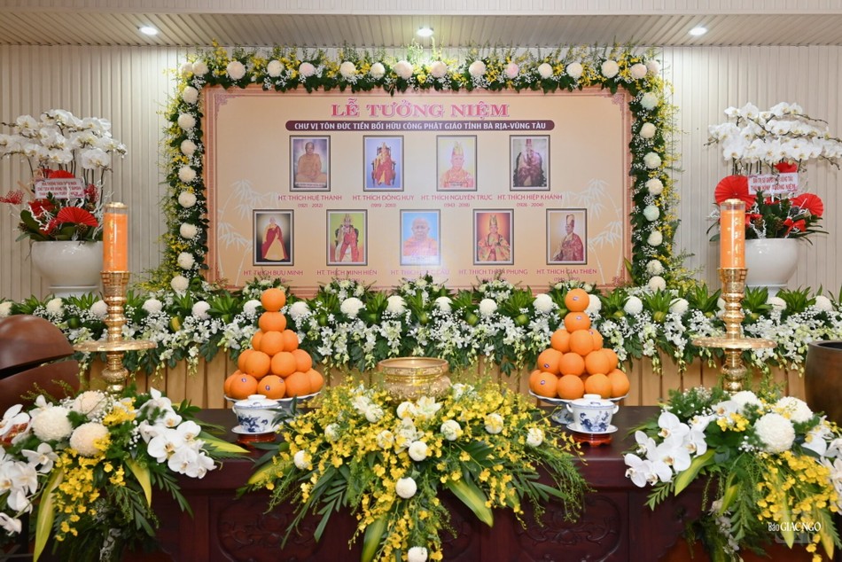 Giác linh đài chư vị Trưởng lão Hòa thượng lãnh đạo Giáo hội tỉnh tiền nhiệm đã viên tịch qua các thời kỳ Giác linh đài chư vị Trưởng lão Hòa thượng lãnh đạo Giáo hội tỉnh tiền nhiệm đã viên tịch qua các thời kỳ