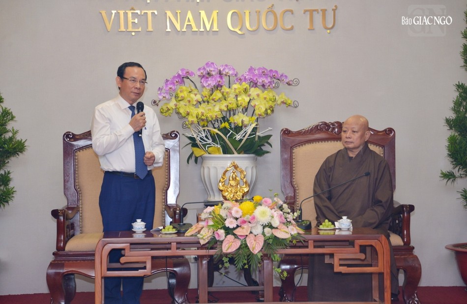 Bí thư Thành ủy TP.HCM Nguyễn Văn Nên chúc Tết đến chư tôn đức Ban Thường trực Ban Trị sự GHPGVN TP.HCM Bí thư Thành ủy TP.HCM Nguyễn Văn Nên chúc Tết đến chư tôn đức Ban Thường trực Ban Trị sự GHPGVN TP.HCM