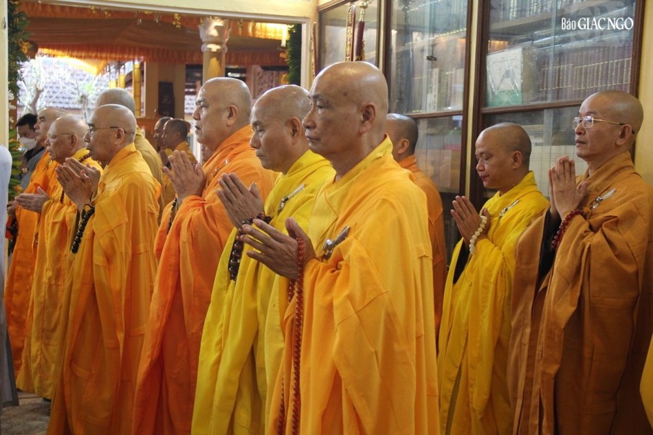 Chư tôn đức hộ niệm Chư tôn đức hộ niệm