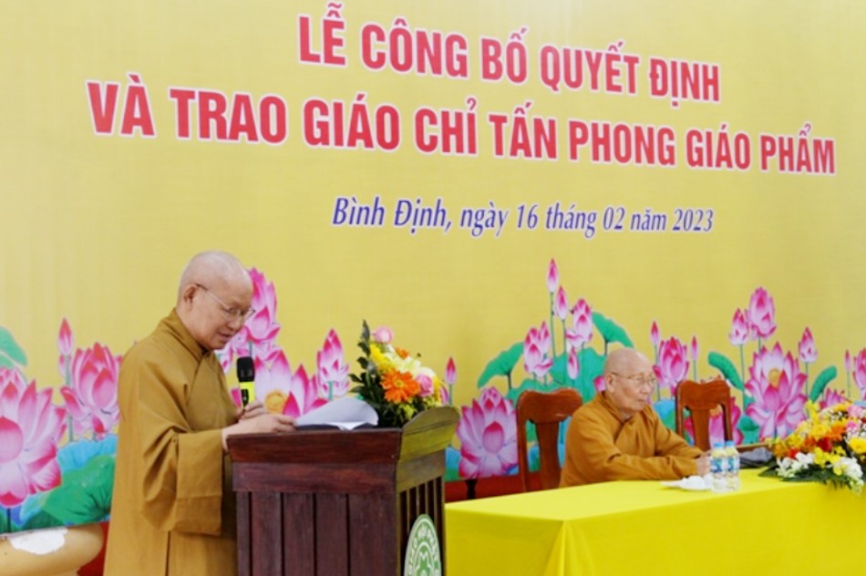 Hòa thượng Thích Nguyên Phước phát biểu tại hội nghị Hòa thượng Thích Nguyên Phước phát biểu tại hội nghị