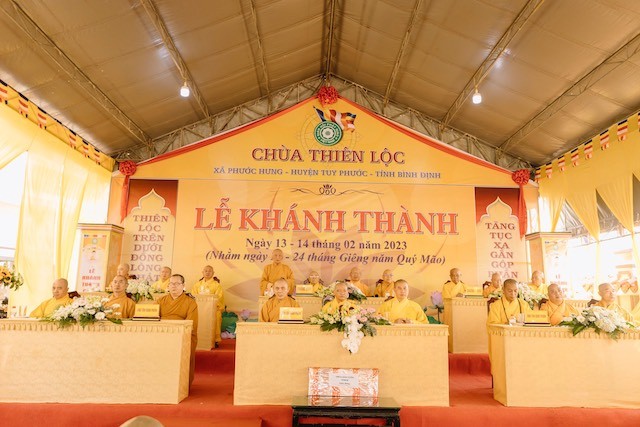 Chư tôn đức tham dự