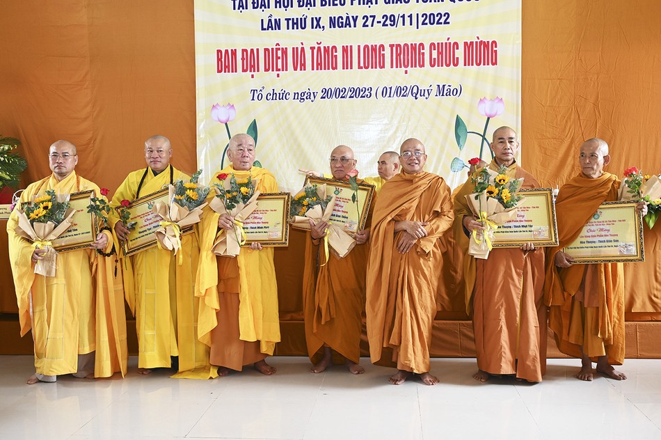 Chúc mừng chư tôn đức tấn phong giáo phẩm