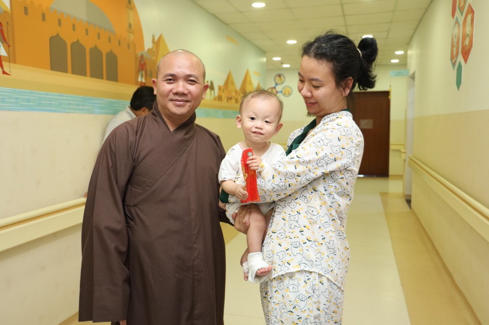 Ban Từ thiện xã hội GHPGVN H.Bình Chánh phối hợp thực hiện "Máu chảy về tim" phẫu thuật 3 ca bệnh tim bẩm sinh Ban Từ thiện xã hội GHPGVN H.Bình Chánh phối hợp thực hiện "Máu chảy về tim" phẫu thuật 3 ca bệnh tim bẩm sinh