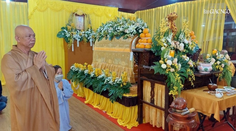 Thượng tọa Thích Thiện Từ, Trưởng ban Trị sự H.Nhà Bè, Trưởng ban Tổ chức lễ tang