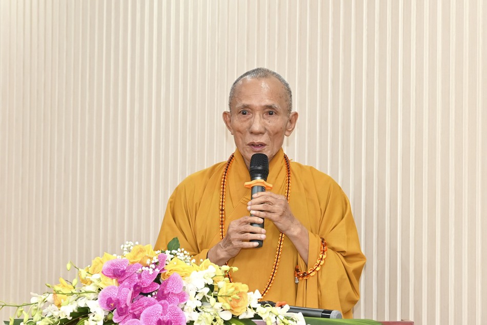 Hòa thượng Thích Huệ Trí phát biểu khai mạc
