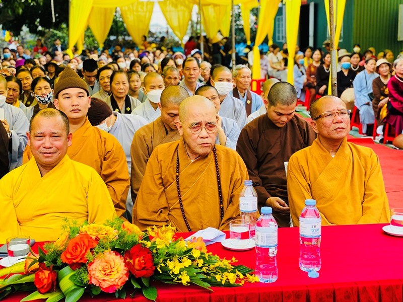 Chư tôn đức Tăng Ni, Phật tử tham dự Chư tôn đức Tăng Ni, Phật tử tham dự