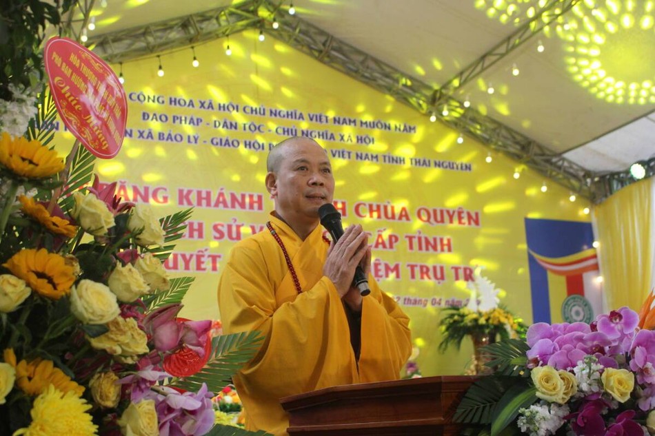 Thượng tọa Thích Nguyên Thành ban đạo từ Thượng tọa Thích Nguyên Thành ban đạo từ