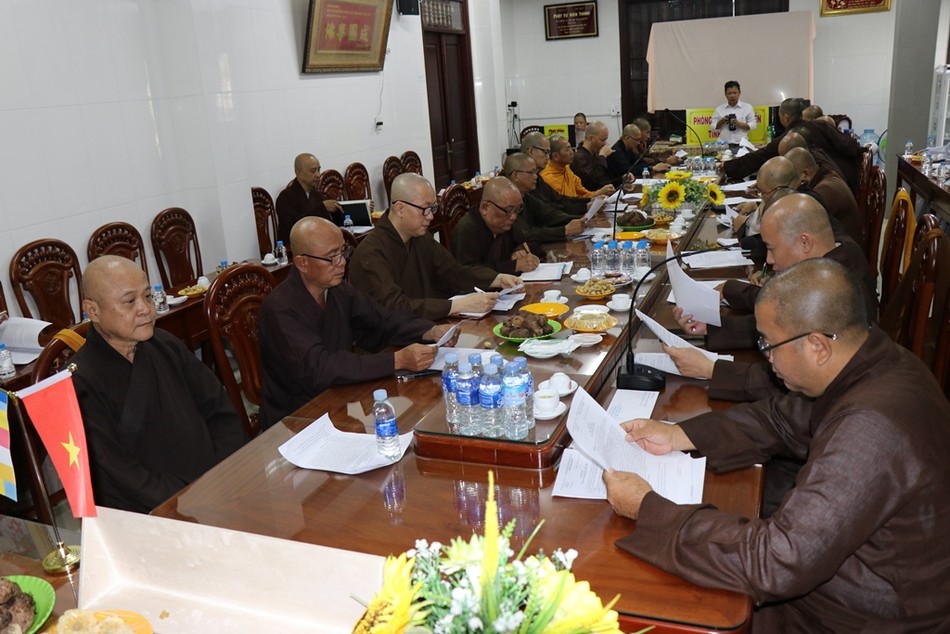 Buổi họp của Ban Thường trực Ban Trị sự tỉnh Bến Tre