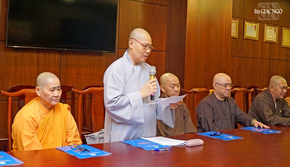 Ni trưởng Thích nữ Như Trí báo cáo tài chính của Ban