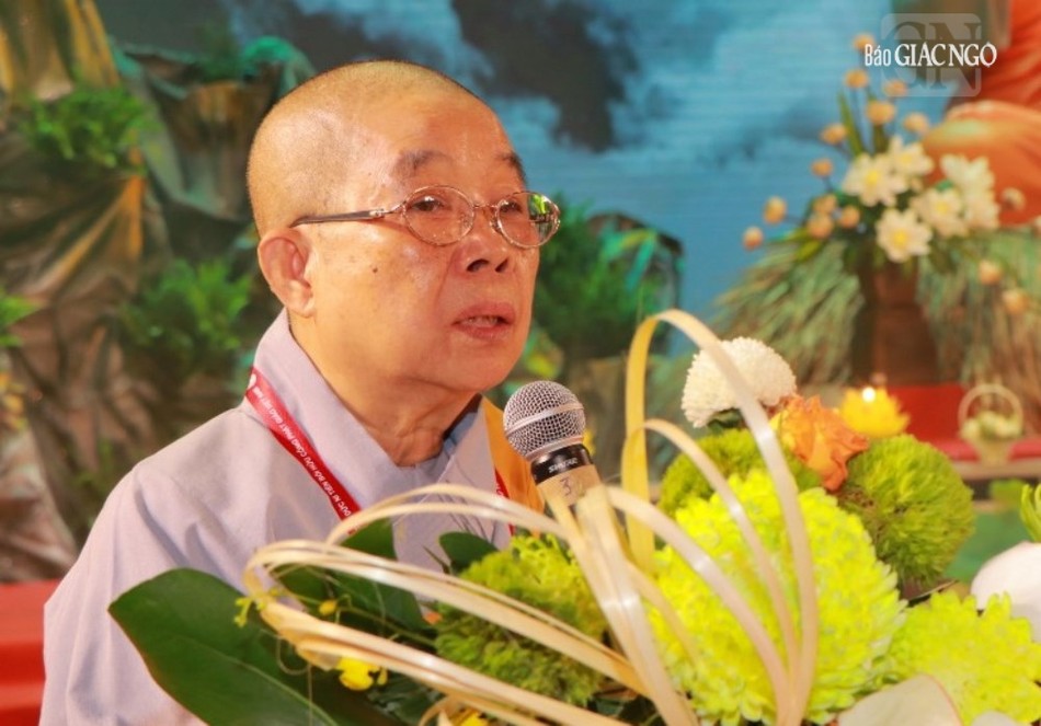 Ni trưởng Thích nữ Nhật Khương phát biểu khai mạc Ni trưởng Thích nữ Nhật Khương phát biểu khai mạc