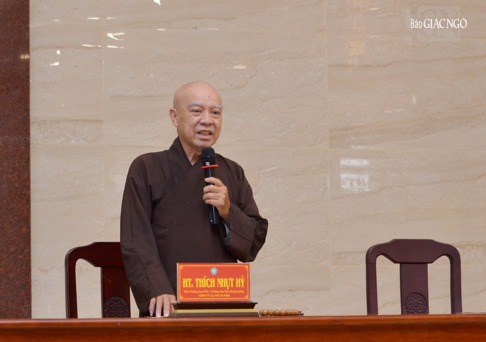 Hòa thượng Thích Nhật Hỷ, Phó ban Trị sự kiêm Trưởng ban Hoằng pháp GHPGVN TP.HCM Hòa thượng Thích Nhật Hỷ, Phó ban Trị sự kiêm Trưởng ban Hoằng pháp GHPGVN TP.HCM