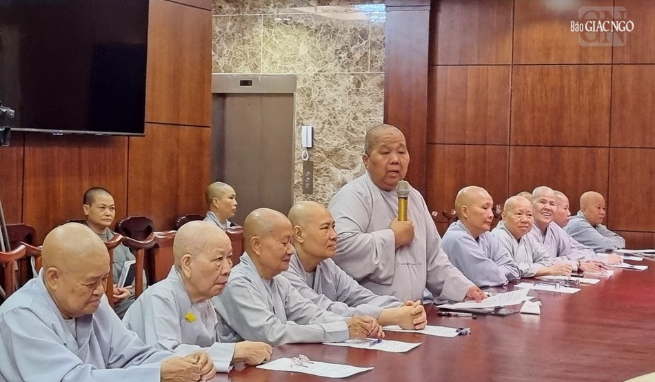 Ni sư Thích nữ Lệ Thuận, Trưởng Tiểu ban Văn hóa trình ý tưởng thiết kế xe hoa Ni sư Thích nữ Lệ Thuận, Trưởng Tiểu ban Văn hóa trình ý tưởng thiết kế xe hoa